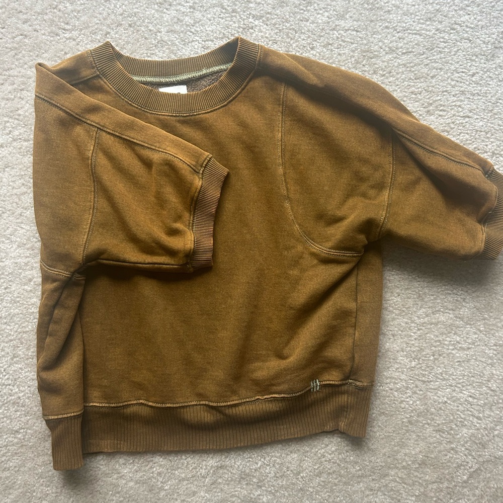 Urban Outfitters BDG Olive Short Sleeve Sweatshirt